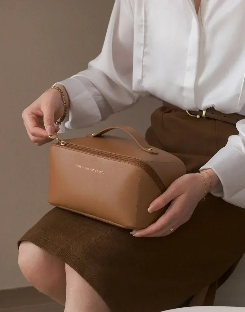 ✨Luxury Makeup & Travel Organizer Bag – Effortless Beauty On the Go!✨