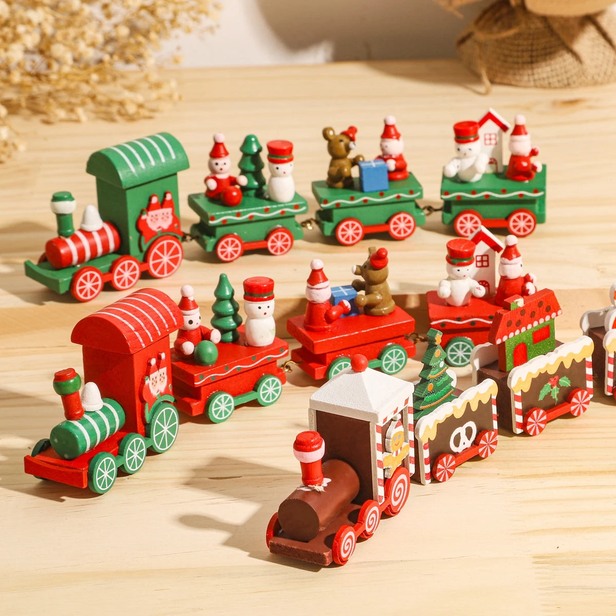 🚂Christmas Train Decoration – Plastic or Wooden Style (Choose Your Perfect Holiday Look!)